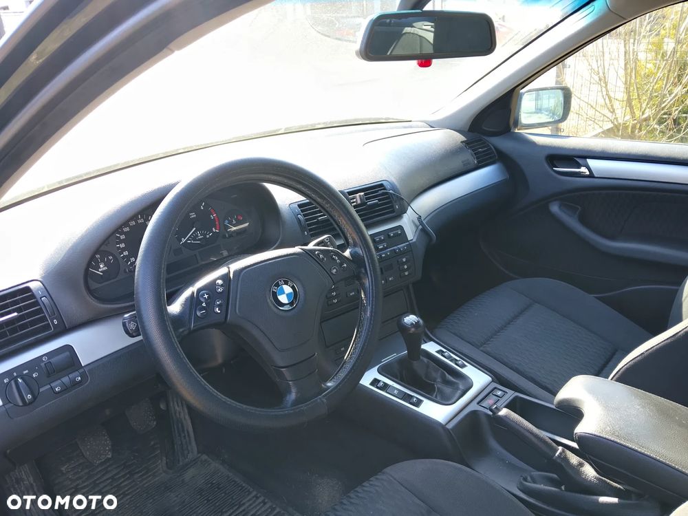 BMW Seria 3 320d - 10