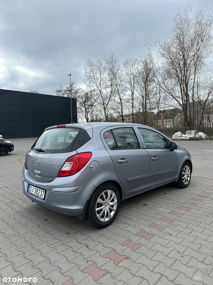 Opel Corsa 1.2 16V Enjoy - 5