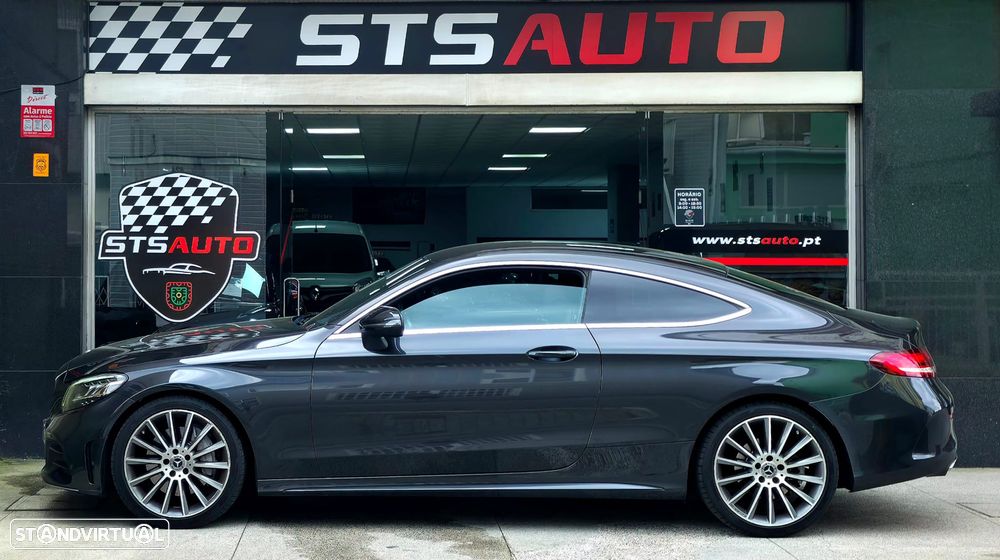 Mercedes-Benz C 300 AMG Line - 16