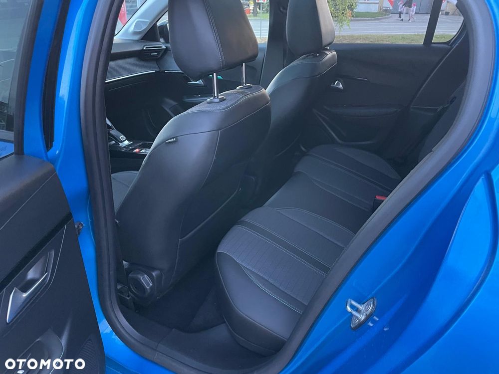 Peugeot 208 PureTech 100 EAT8 Allure - 19