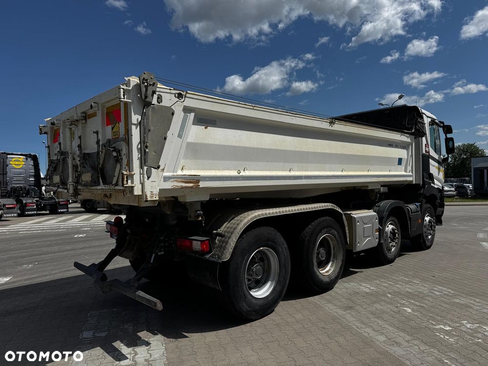 Renault C 440 - 8