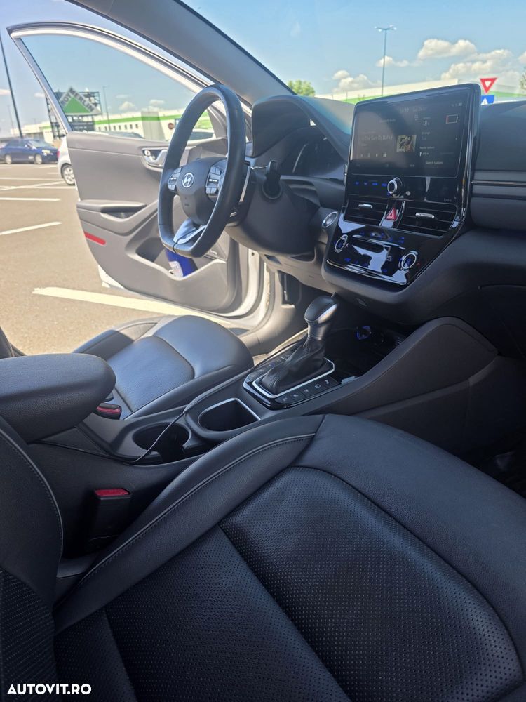 Hyundai IONIQ 1.6 141CP Exclusive - 14