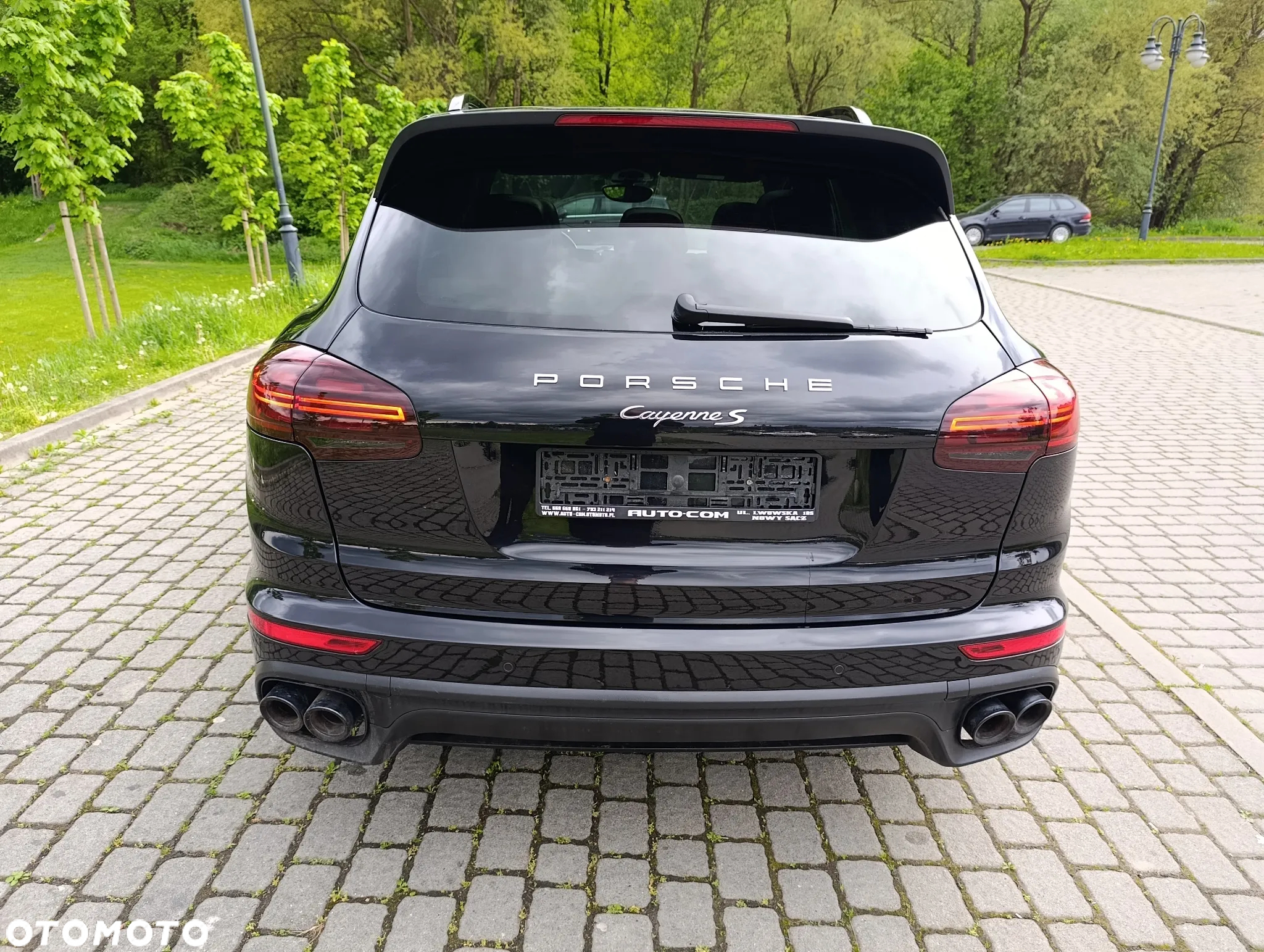 Porsche Cayenne S Diesel Platinum Edition - 9
