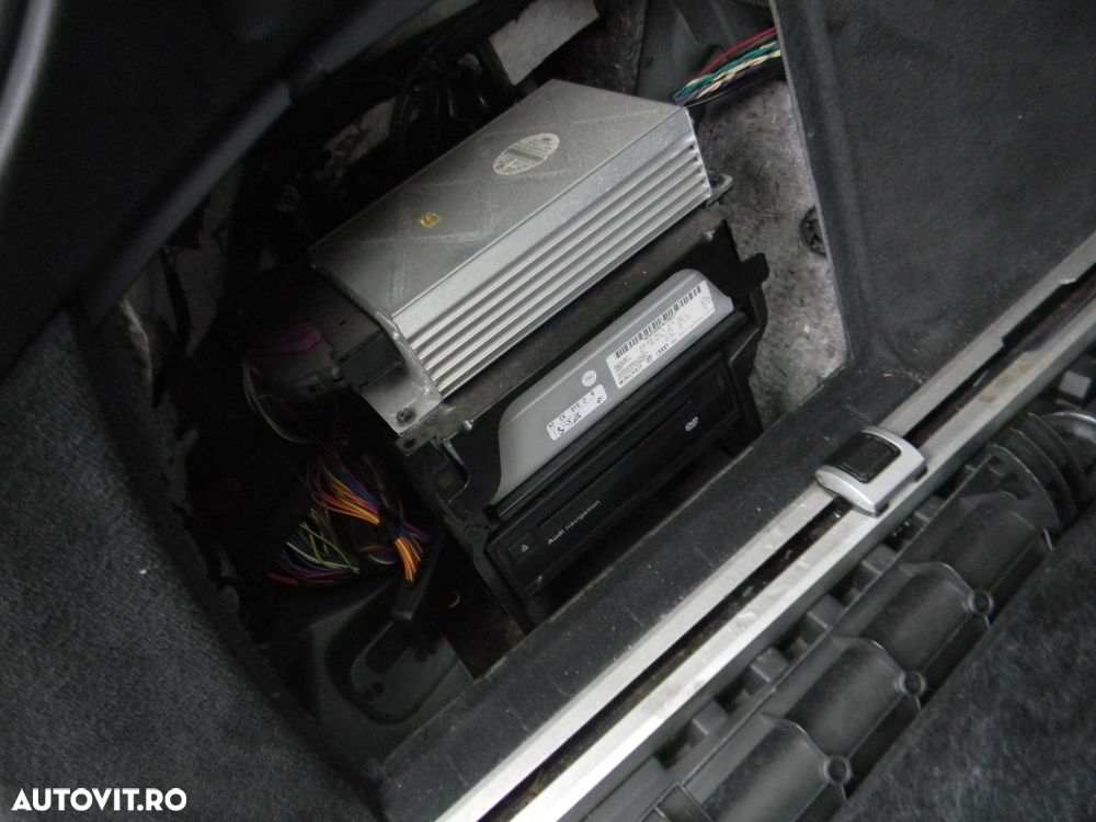 Dezmembrari  Audi A6 (4F, C6)  2004  > 2011 2.7 TDI quattro Motorina - 41