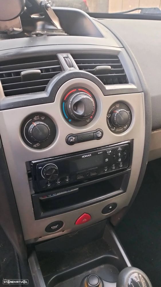 Renault Mégane 1.4 Pack - 12