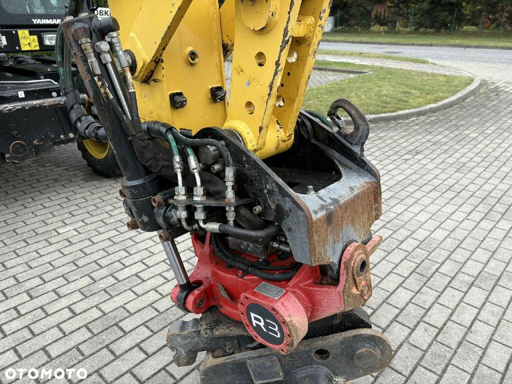 Yanmar B110W ROTOTILT 4 ŁYŻKI TYLKO 2618 mth - 9