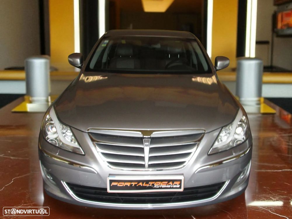 Hyundai Genesis Coupe 2.0 TCi CVVT Aut.