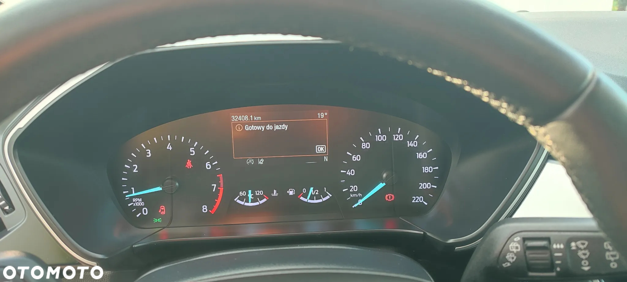 Ford Kuga - 11