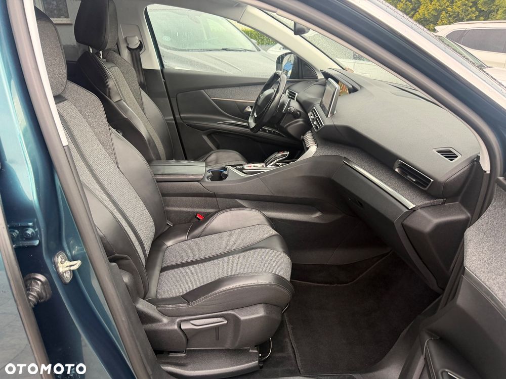 Peugeot 5008 1.6 BlueHDI Allure S&S EAT6 - 12
