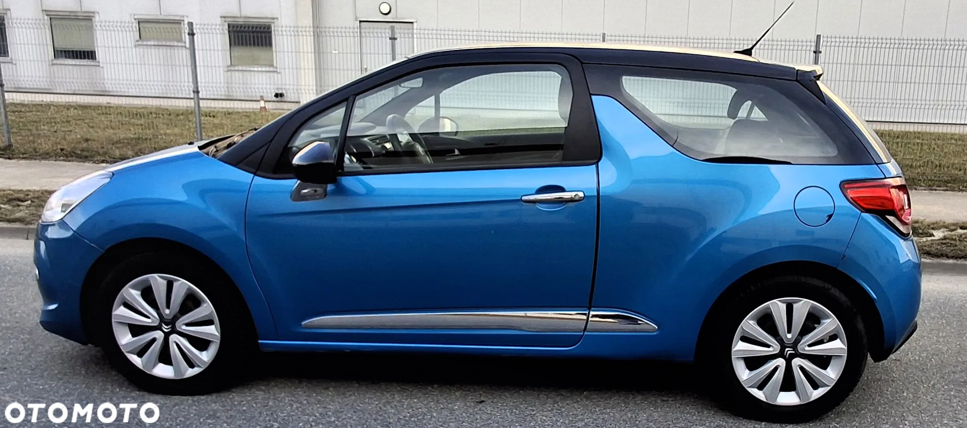 Citroën DS3 VTi 95 EGS Chic - 2