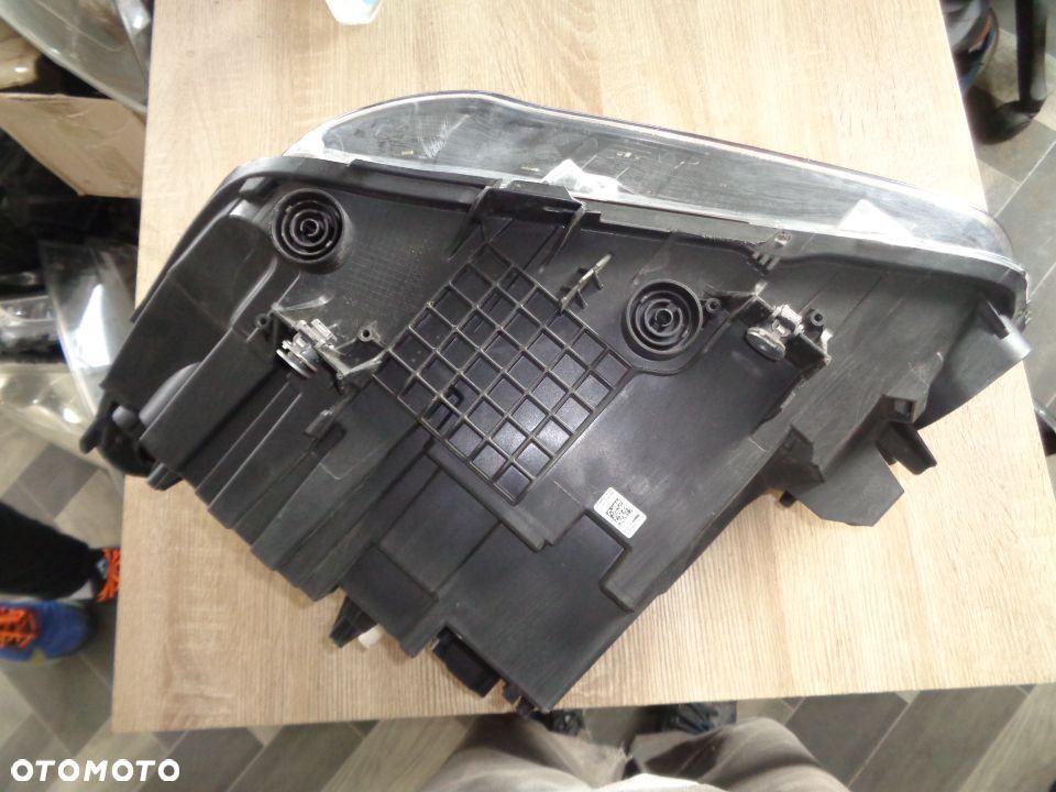 BMW X1 F48 FULL LED LAMPA PRAWA PRZÓD EUROPA - 4