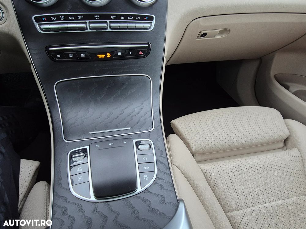 Mercedes-Benz GLC - 20