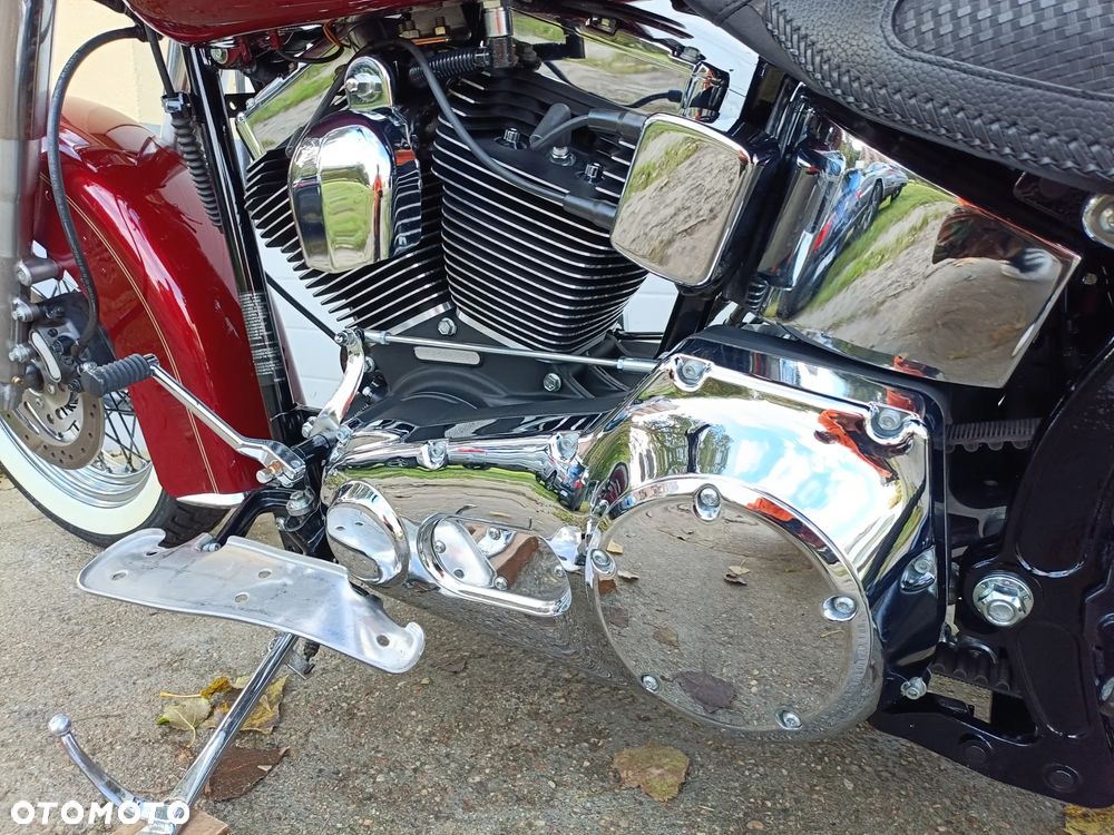 Harley-Davidson Softail Deluxe - 35