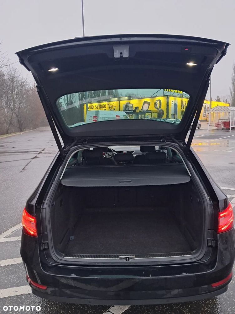 Skoda Superb 2.0 TDI SCR Style DSG - 11