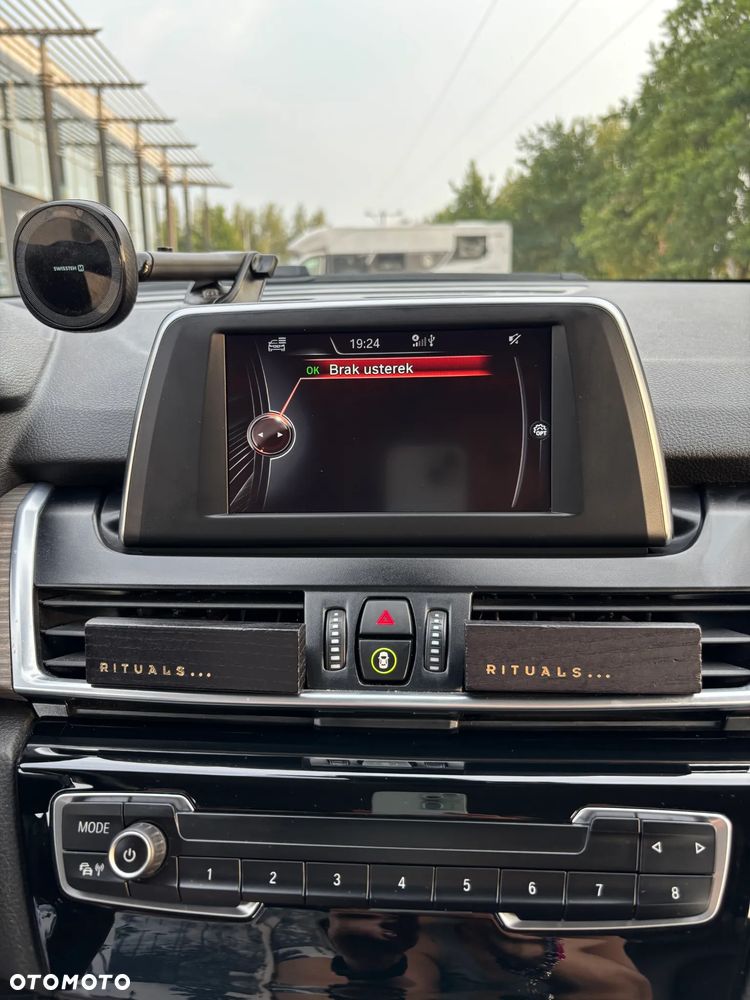 BMW Seria 2 218i - 16