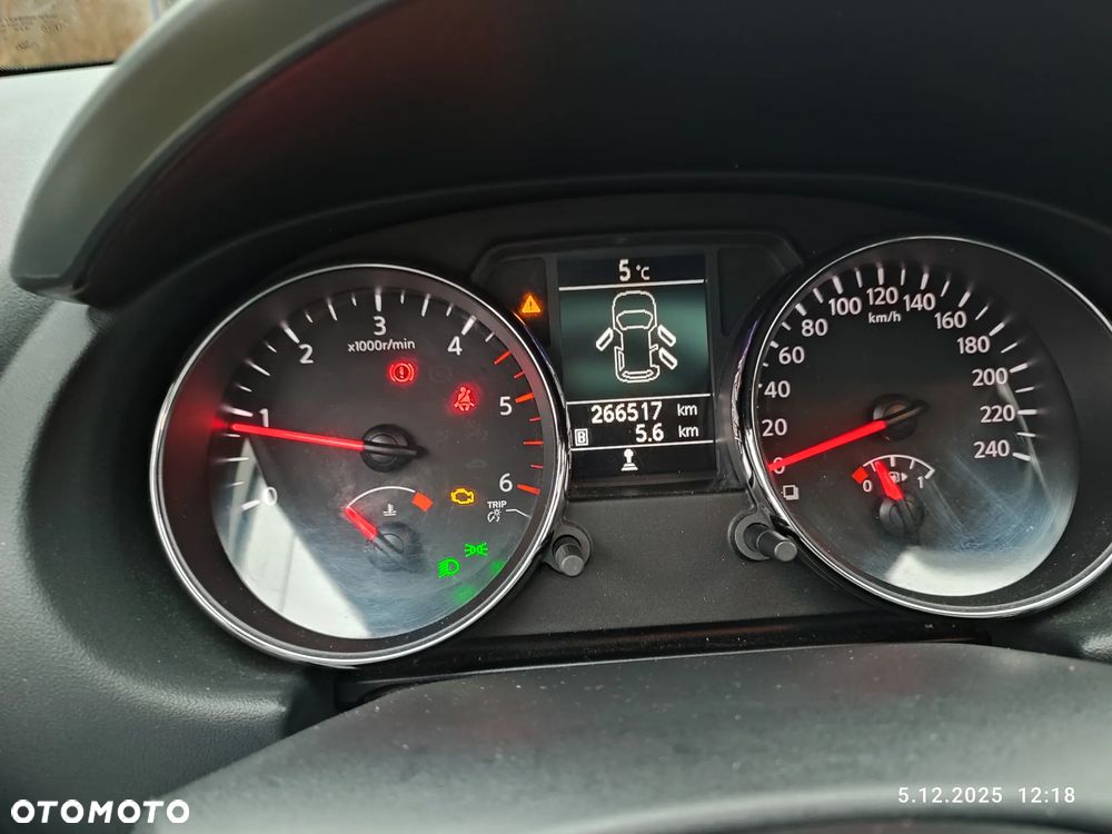 Nissan Qashqai+2 1.6 dCi DPF tekna - 15