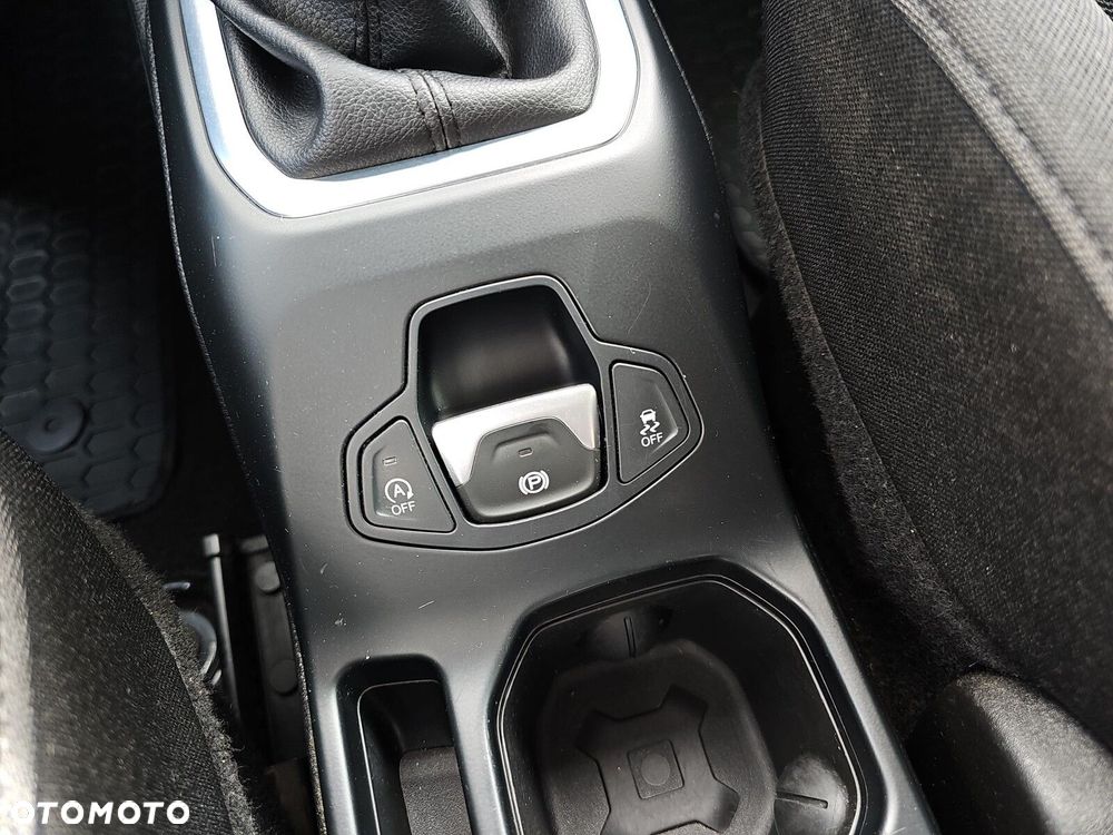 Jeep Renegade - 26