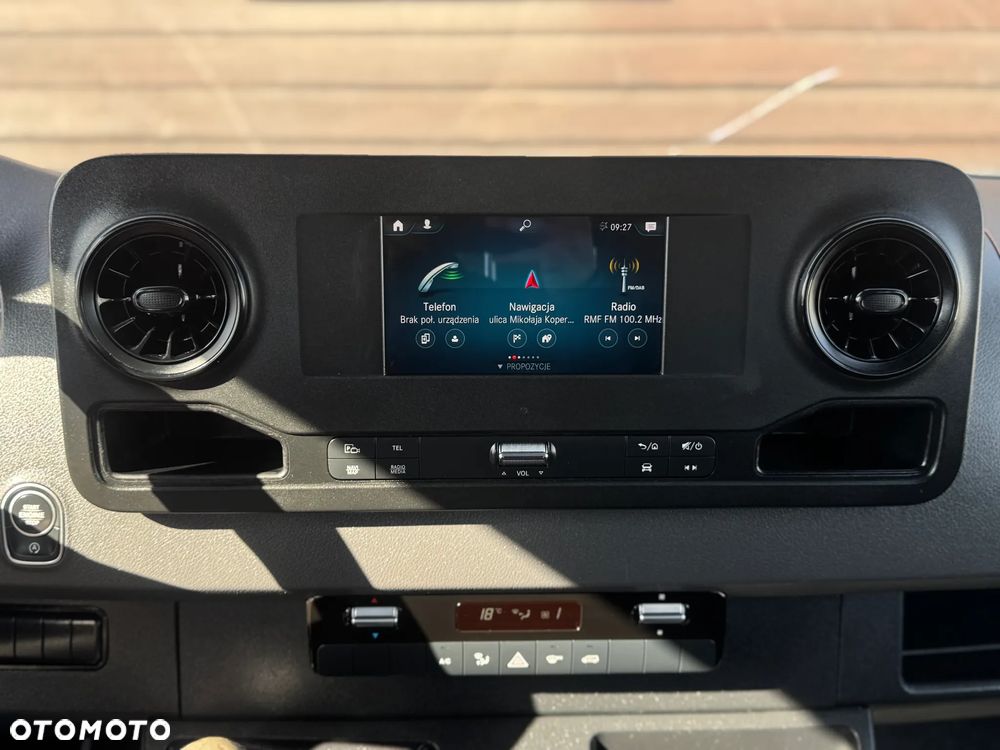 Mercedes-Benz SPRINTER - 29