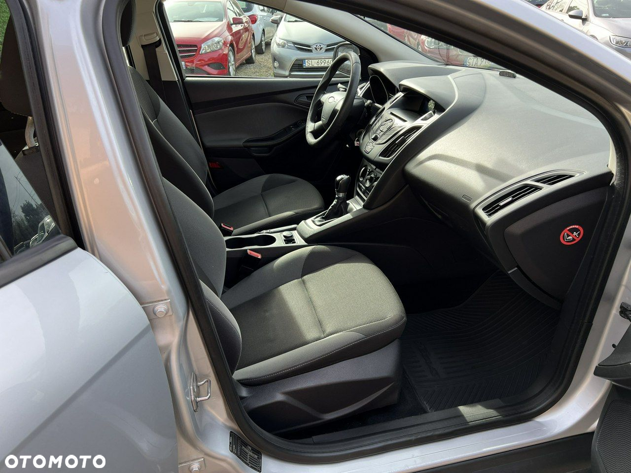 Ford Focus 1.6 Ambiente - 14