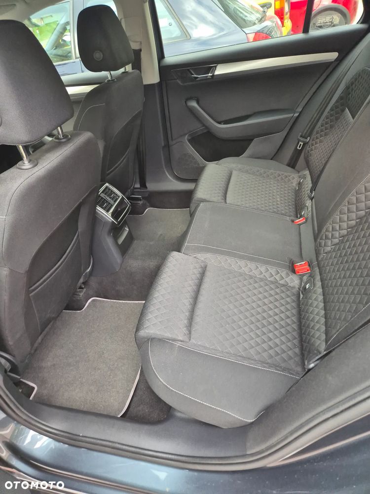 Skoda Superb 1.5 TSI Ambition DSG - 4
