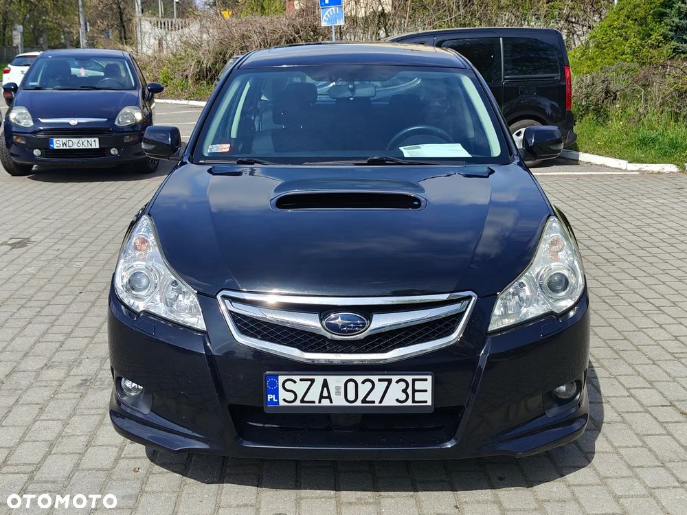 Subaru Legacy 2.0D Sport - 11