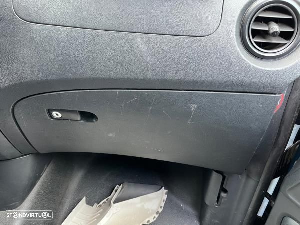 Porta Luvas Mercedes-Benz Vito Caixa (W447) - 1