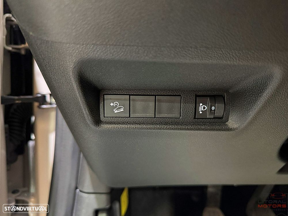 Jeep Avenger 1.2 GSE T3 Altitude - 17