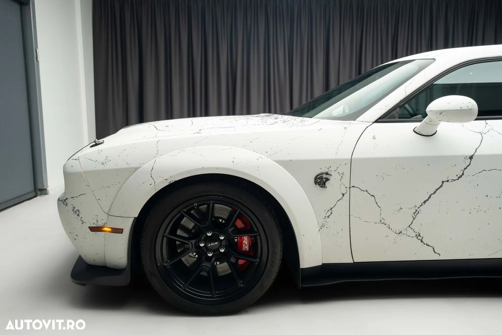 Dodge Challenger Automatik SRT Hellcat - 14