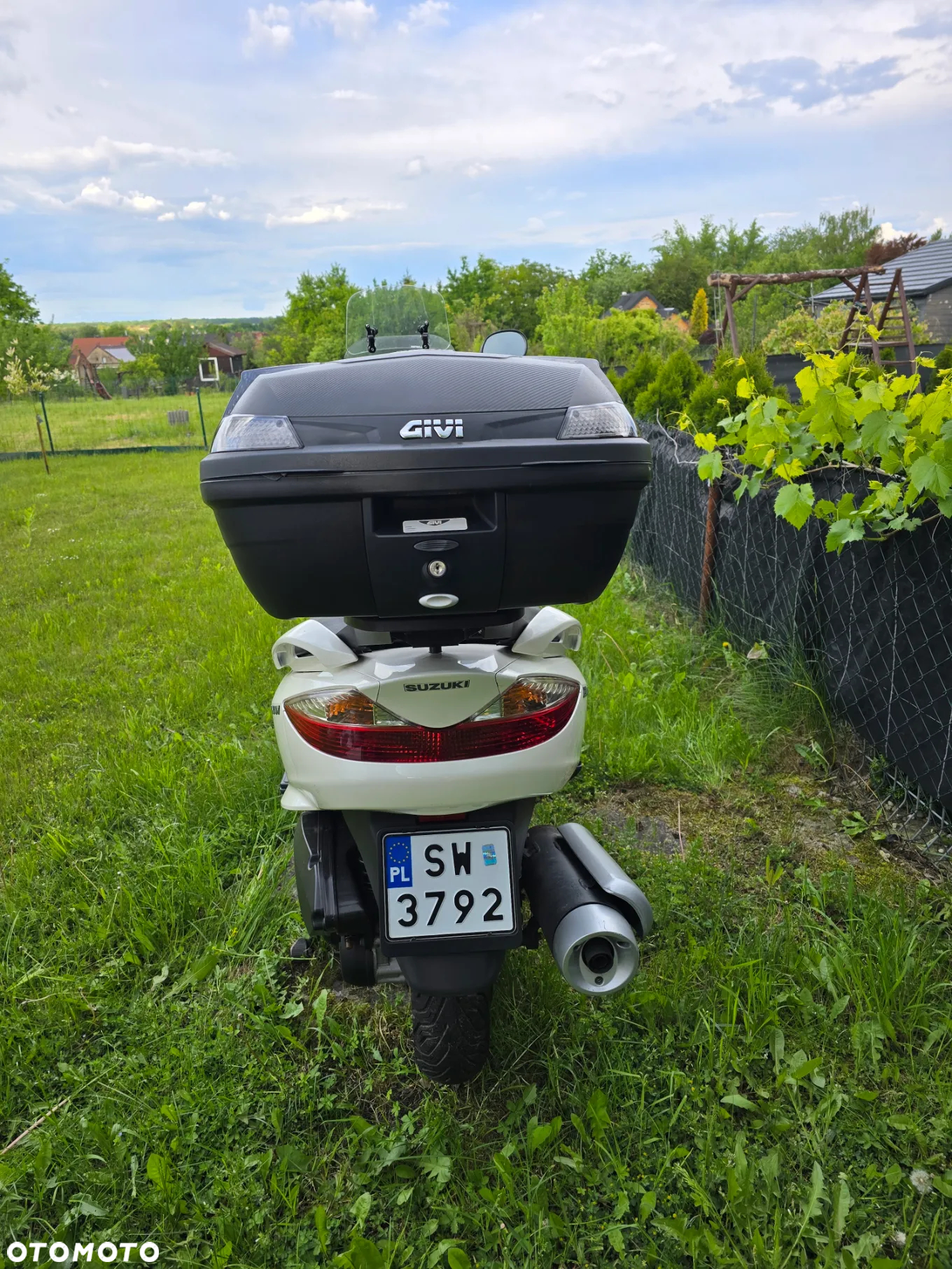 Suzuki Burgman - 6