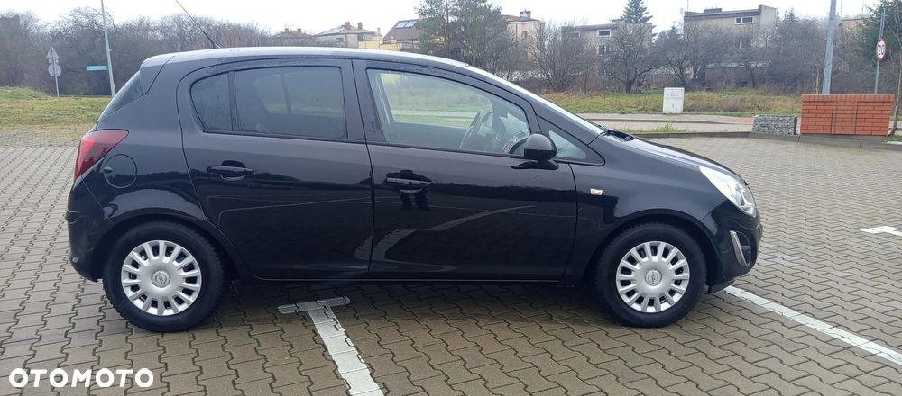 Opel Corsa 1.4 16V Sport - 4
