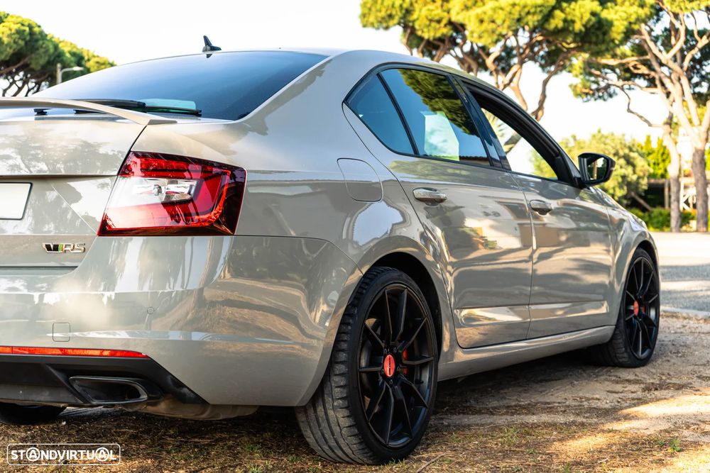 Skoda Octavia 2.0 TSI DSG RS 245 - 4