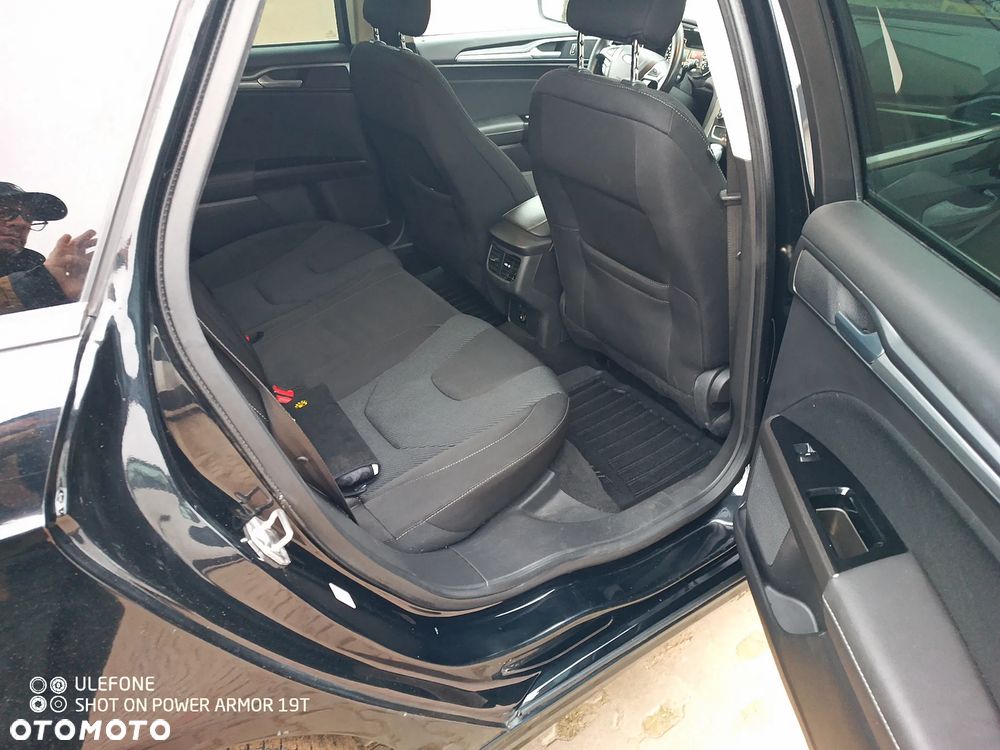 Ford Mondeo 2.0 TDCi Titanium PowerShift - 6