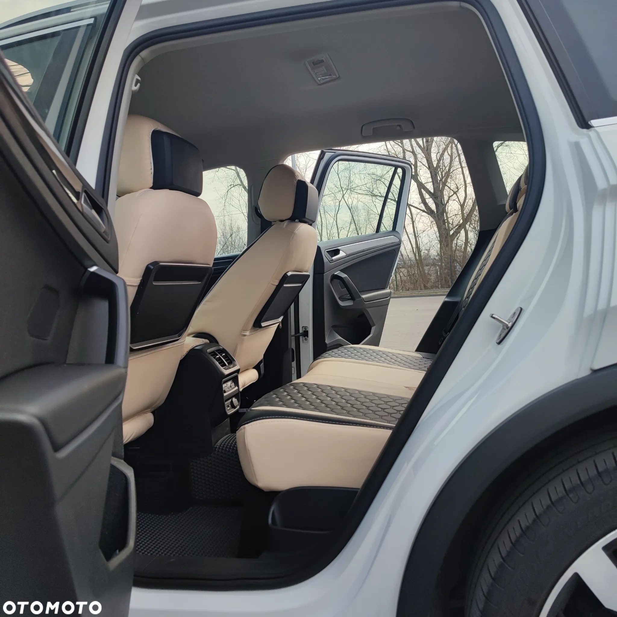 Volkswagen Tiguan 2.0 TDI SCR DSG R-Line - 14