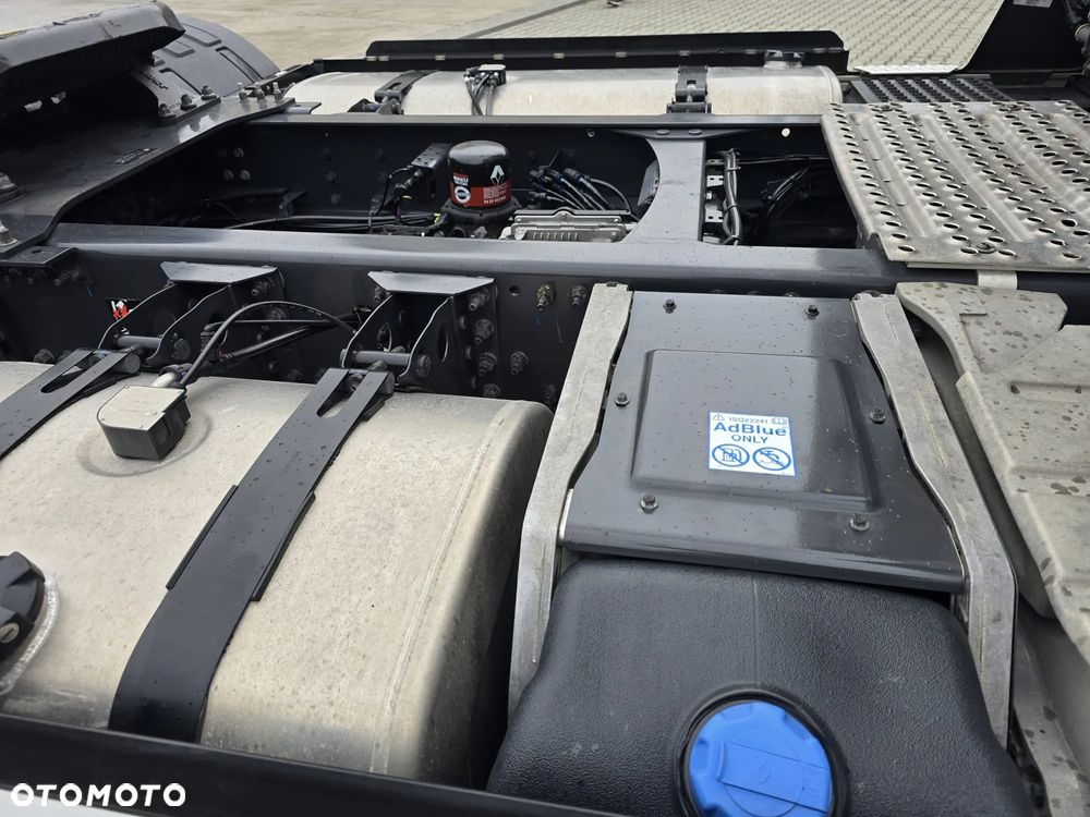 Renault T 480 Higline - retarder - 9