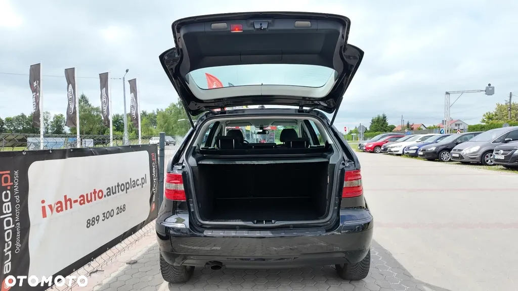 Mercedes-Benz Klasa B 180 BlueEffICIENCY - 40