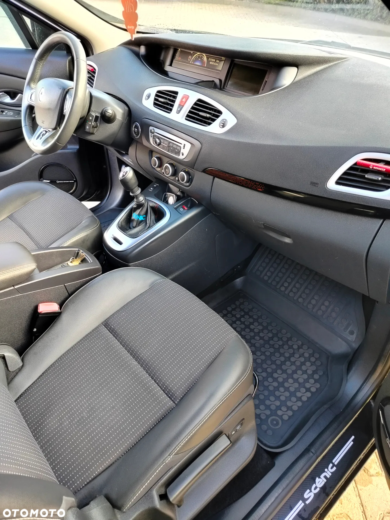 Renault Scenic - 16