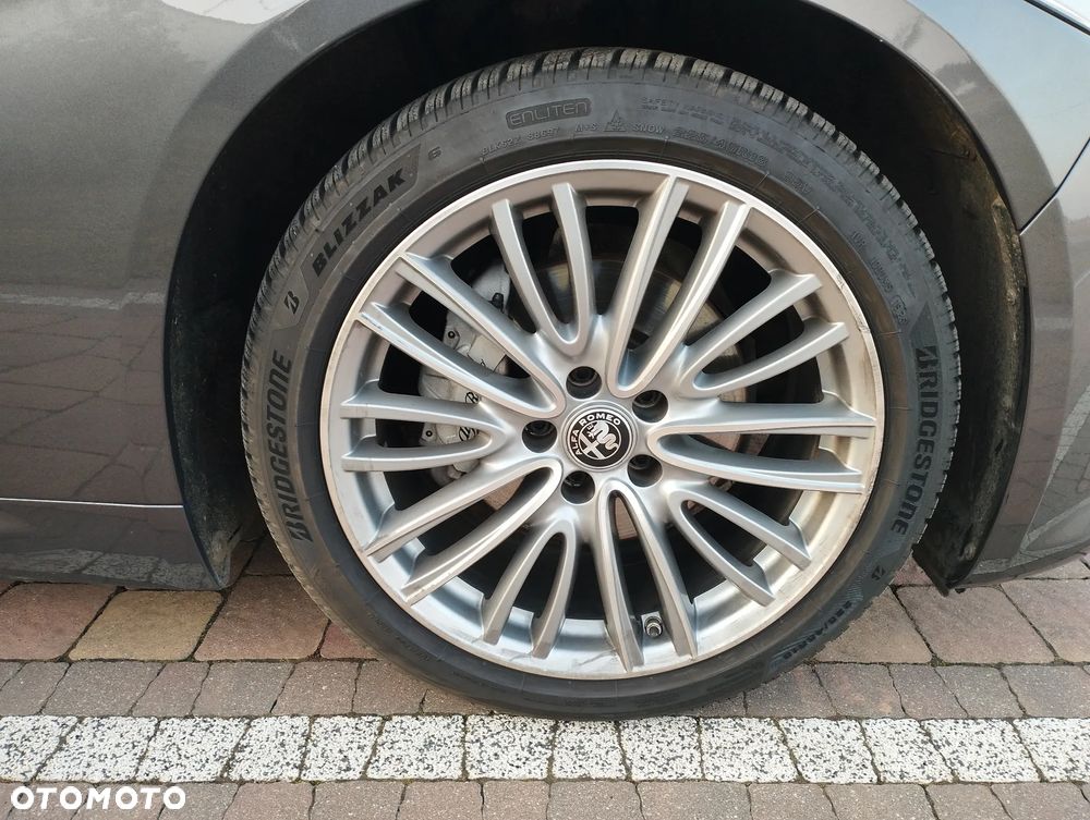 Alfa Romeo Giulia 2.0 Turbo Sprint - 26