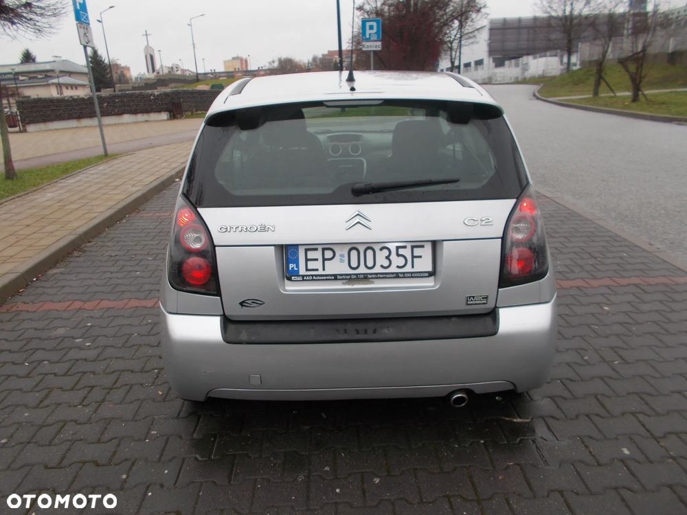 Citroën C2 1.4 HDi Senso Drive VTR - 4
