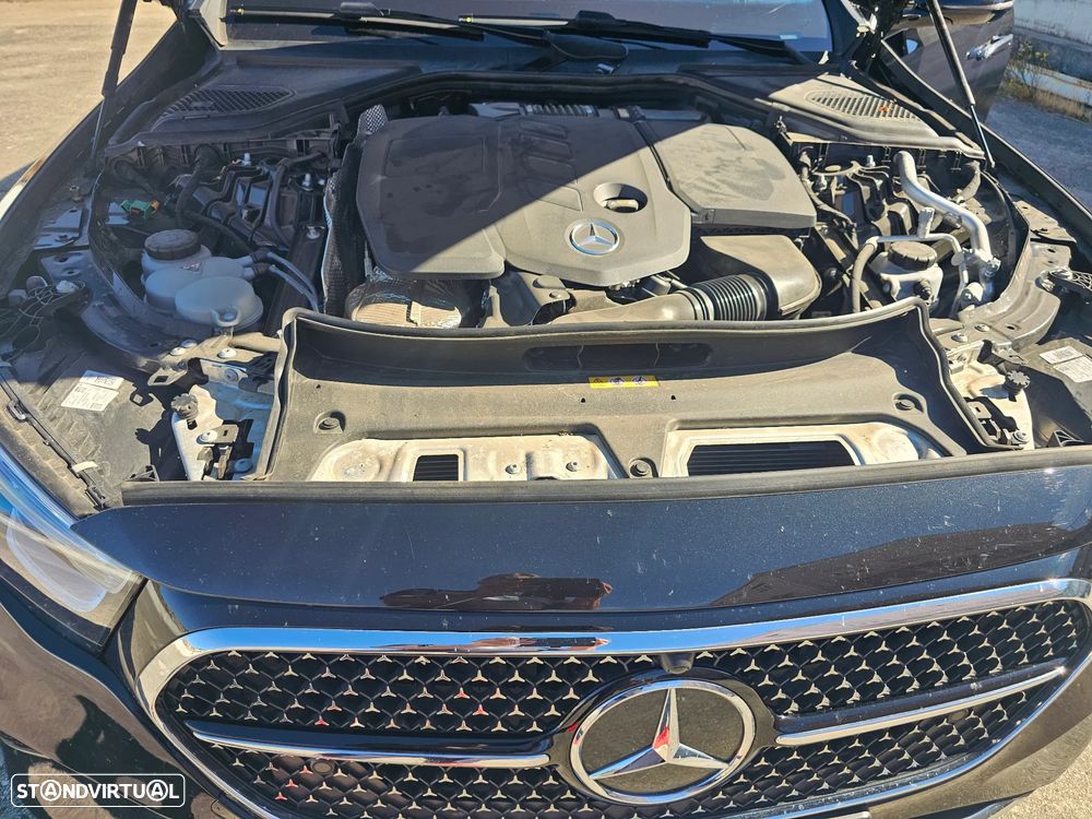 Mercedes-Benz E 300 - 32