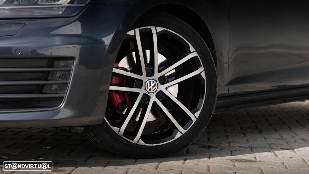 VW Golf 2.0 TDi GTD DSG - 3