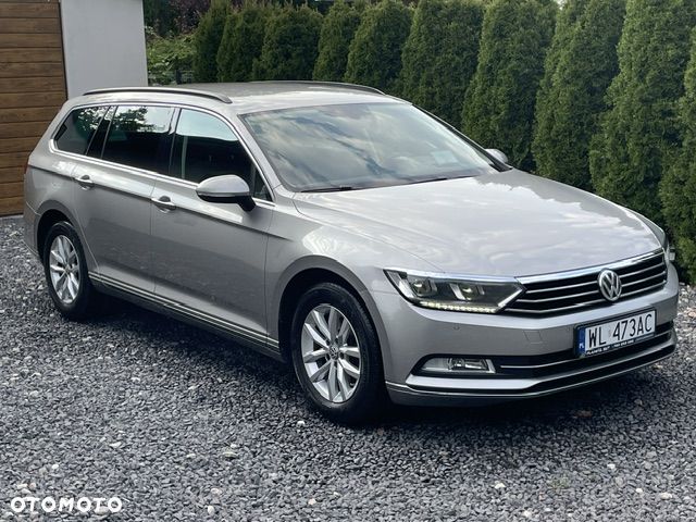 Volkswagen Passat 1.8 TSI (BlueMotion Technology) DSG Comfortline - 1