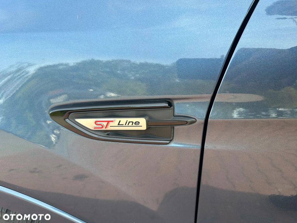 Ford Kuga 2.0 TDCi FWD ST-Line - 24