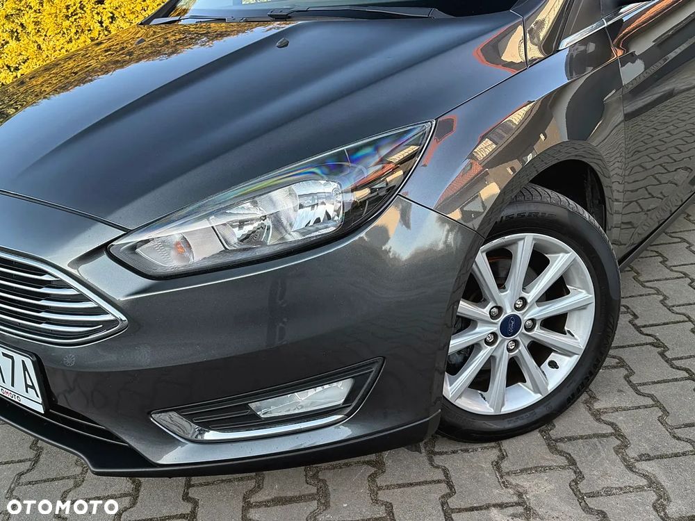 Ford Focus 1.5 TDCi DPF Start-Stopp-System Titanium - 28
