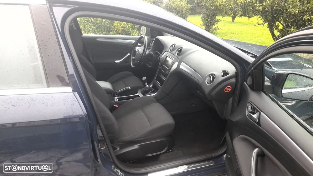Ford Mondeo SW 1.6 TDCi Ambiente - 43