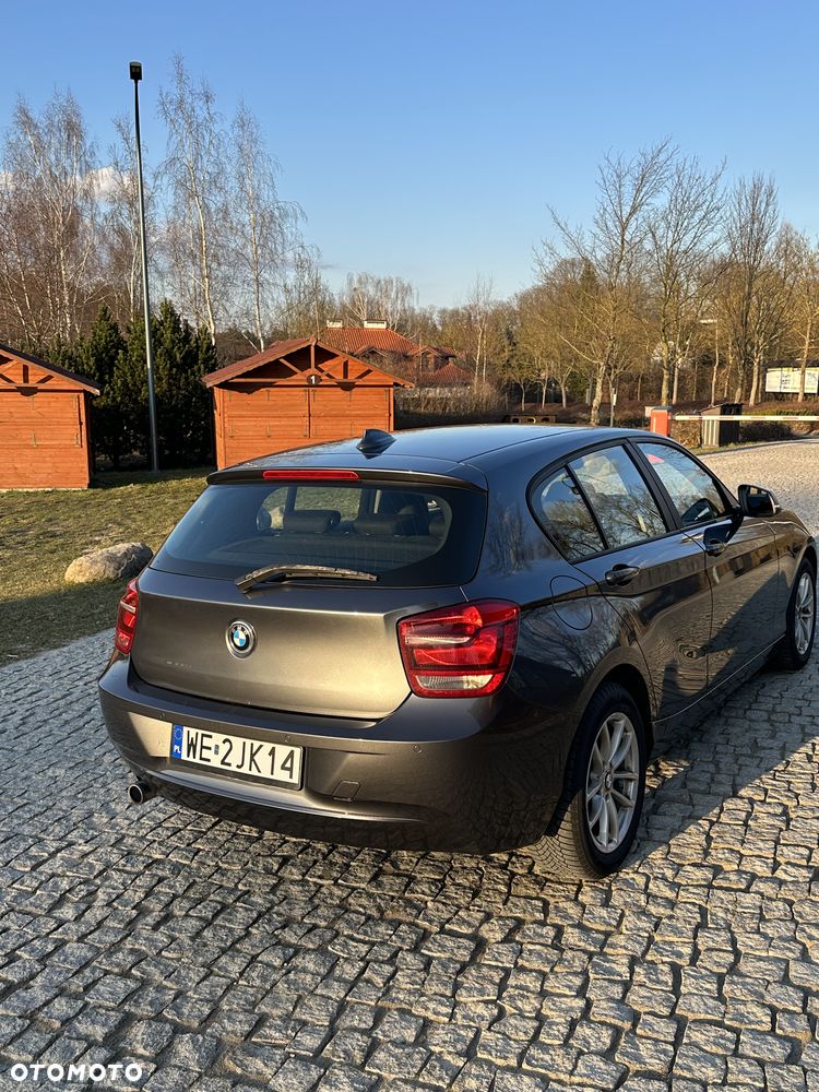 BMW Seria 1 118d DPF - 4