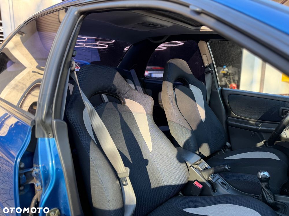 Subaru Impreza - 12