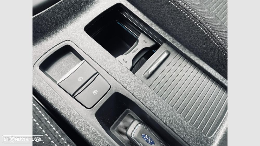 Ford Focus 1.0 EcoBoost MHEV Active X - 17