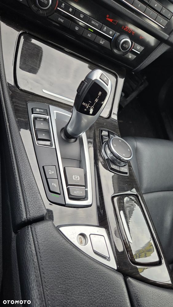 BMW Seria 5 520d xDrive Luxury Line - 19