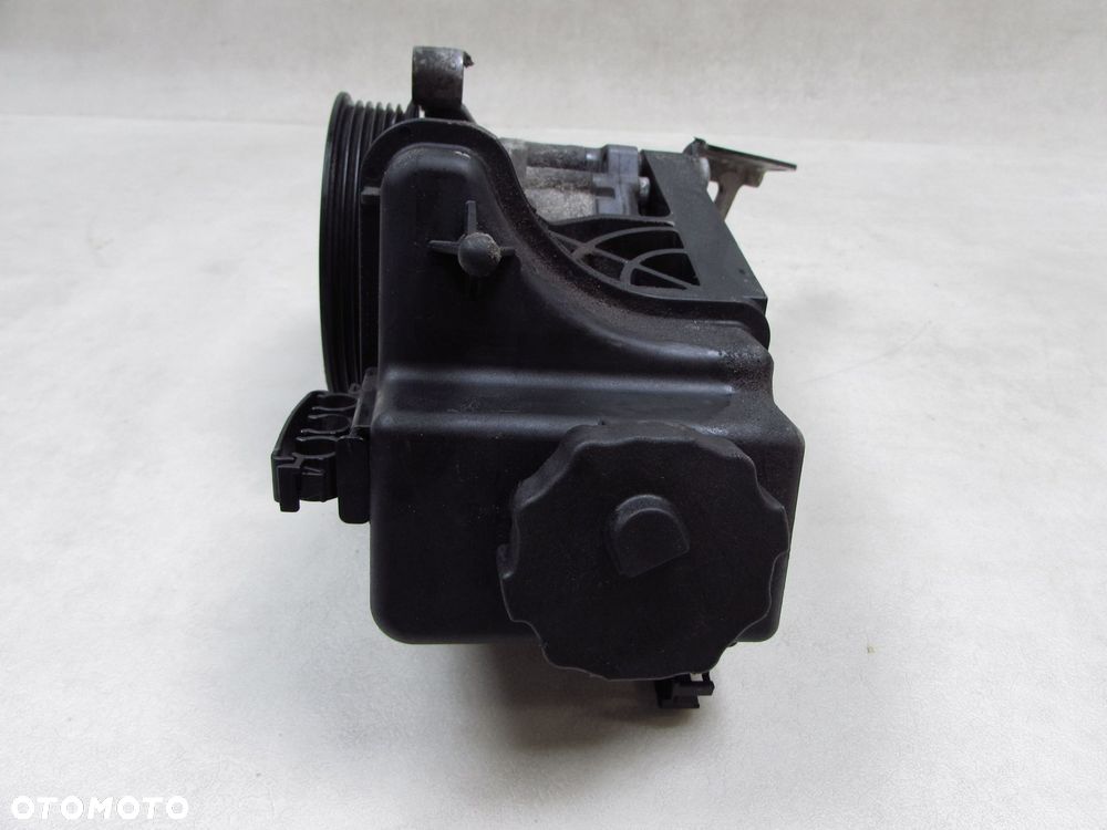 MB W204 W212 VITO 647 SPRINTER 906 651 13-18 POMPA WSPOMAGANIA 7693900509 A0064661501 - 7