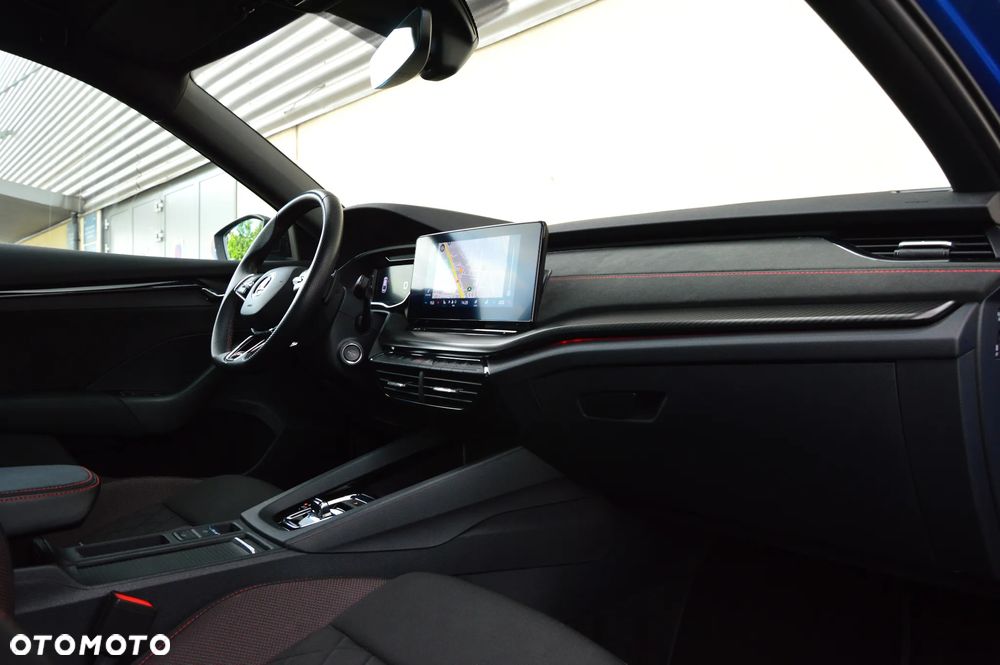 Skoda Octavia 2.0 TDI DSG RS - 17